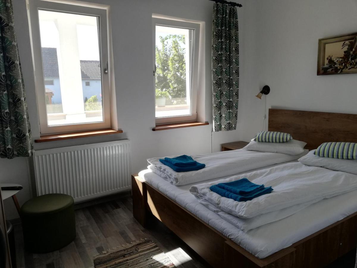 Casa Ago - Guest House Paulis Bagian luar foto