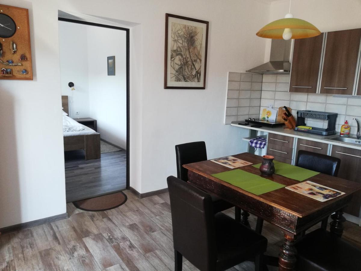 Casa Ago - Guest House Paulis Bagian luar foto
