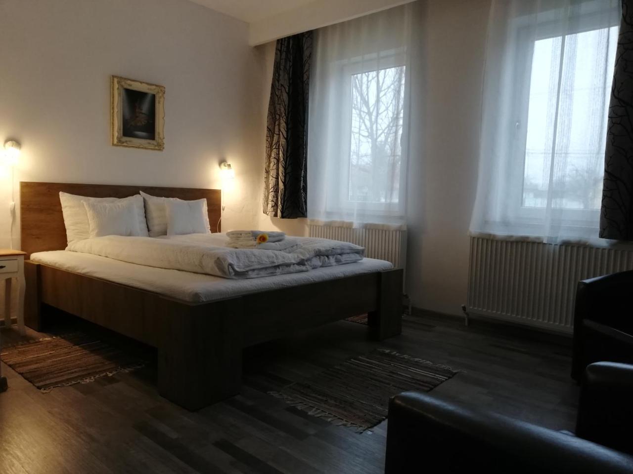 Casa Ago - Guest House Paulis Bagian luar foto